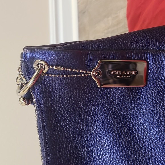 Coach Mia Shoulder Bag Pebble Leather In Navy Blue (Larger Version) - Picture 7 of 10